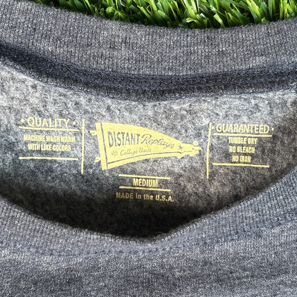 Ole Miss Rebels Sweatshirt Adult Medium Gray Distant Replays Crewneck USA